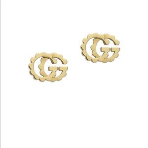 Meet your Posher, Libby